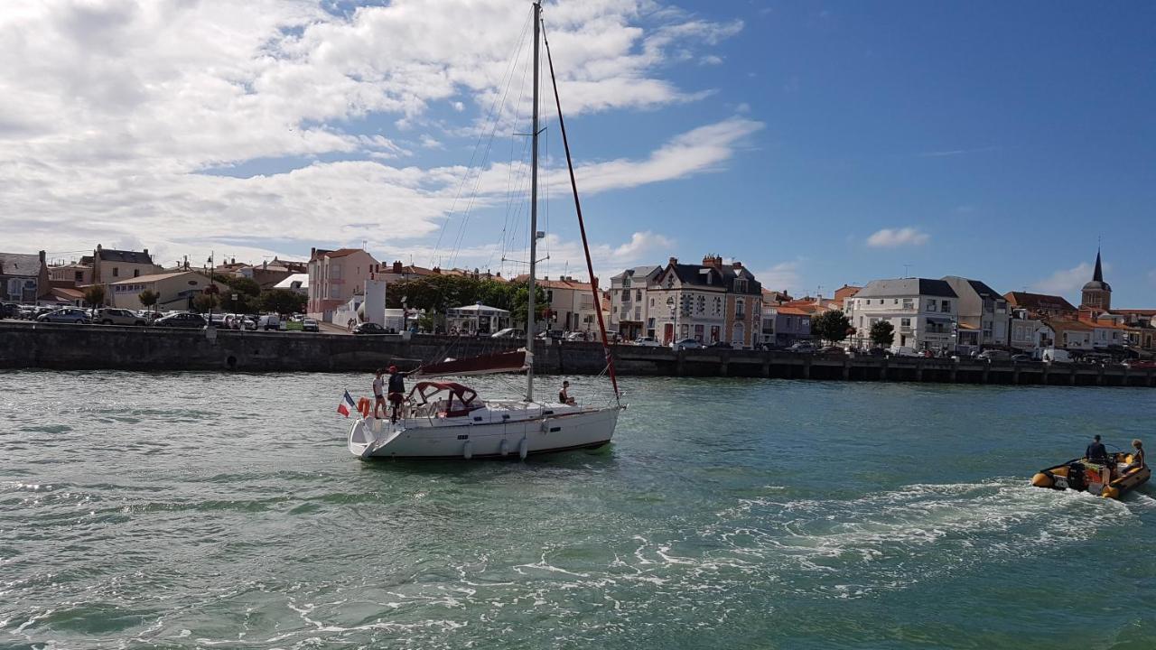 Appartement Vue Sur Mer Les Sables-dʼOlonne Exterior foto